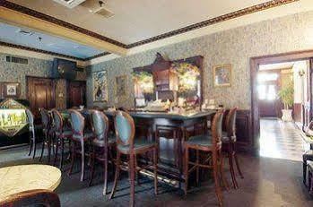 Le Richelieu In The French Quarter Inn New Orleans