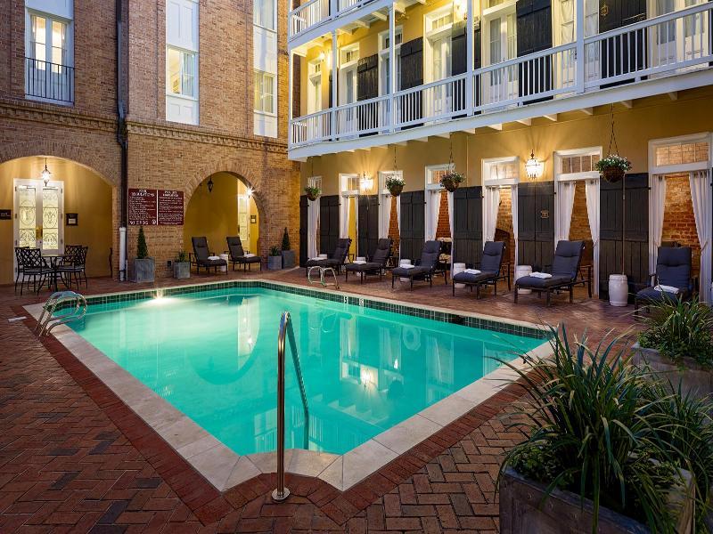 Holiday French Quarter-chateau Lemoyne By Ihg Hotel
