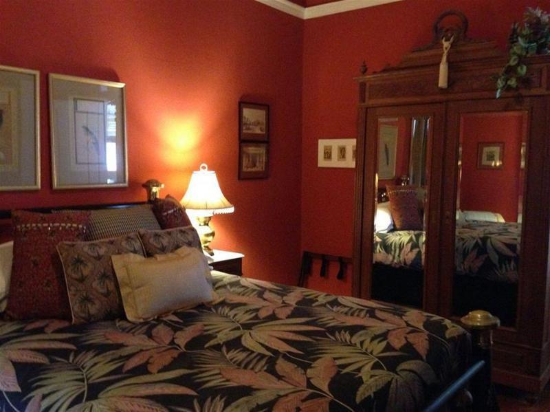 Bed & Breakfast Five Continents New Orleans