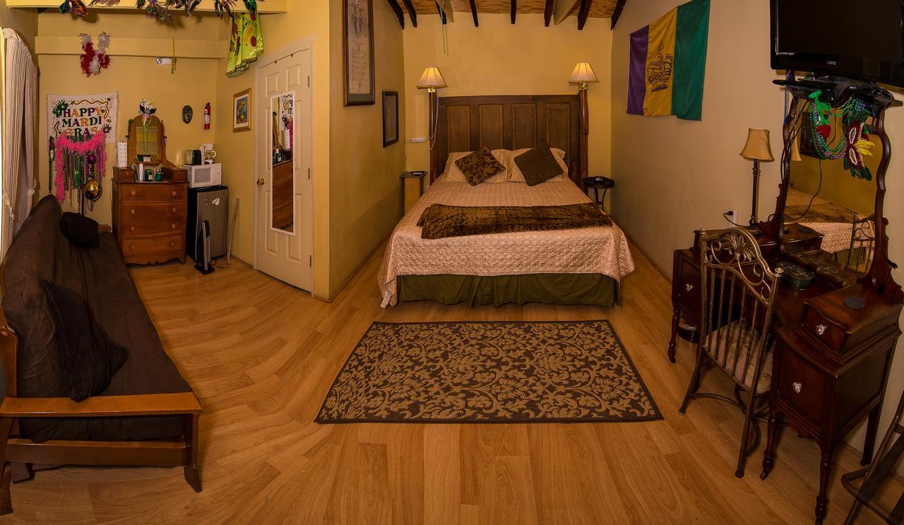 Bed & Breakfast 1870 Banana Courtyard French Quarter New Orleans