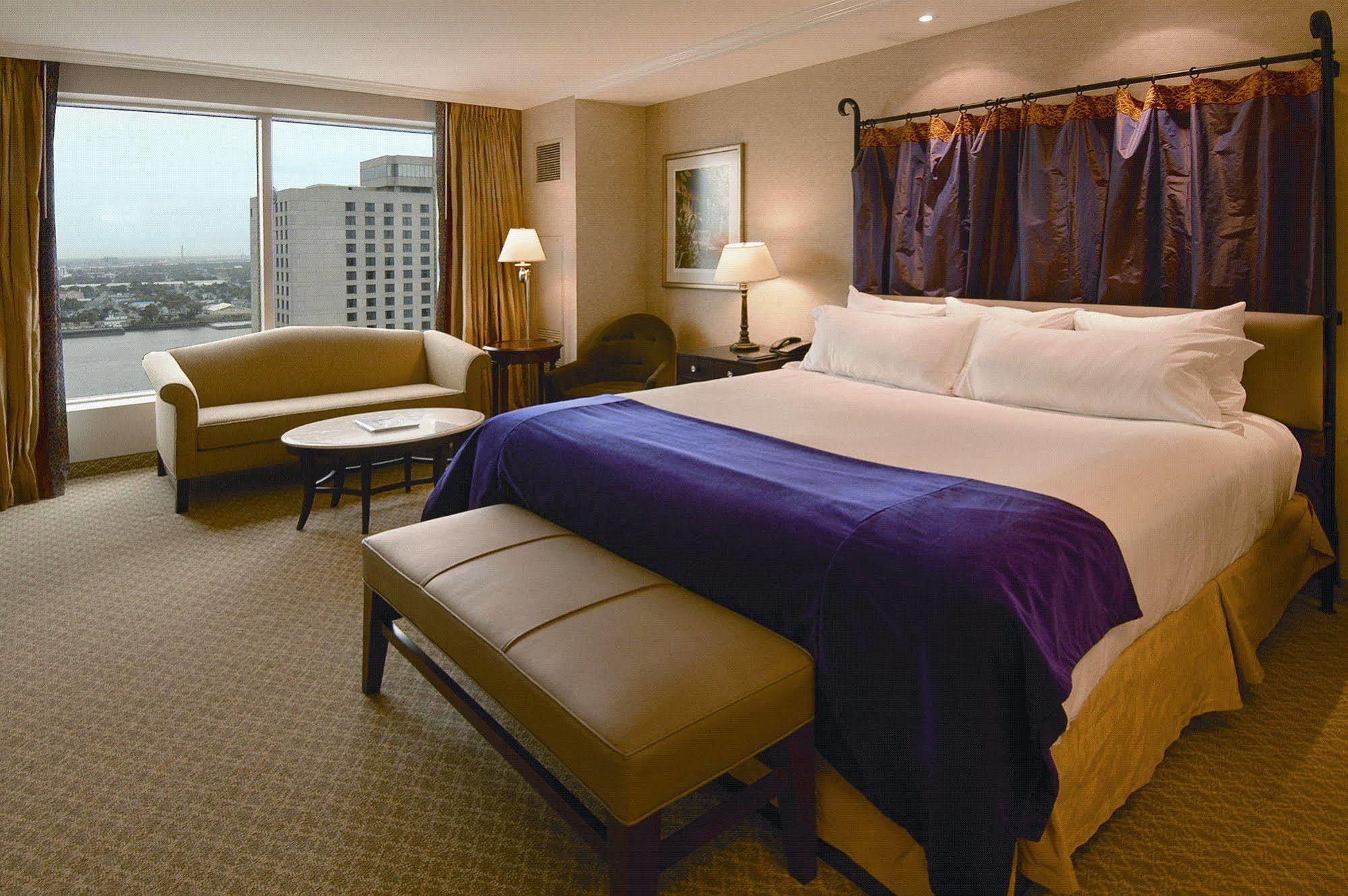 Hotel Caesars