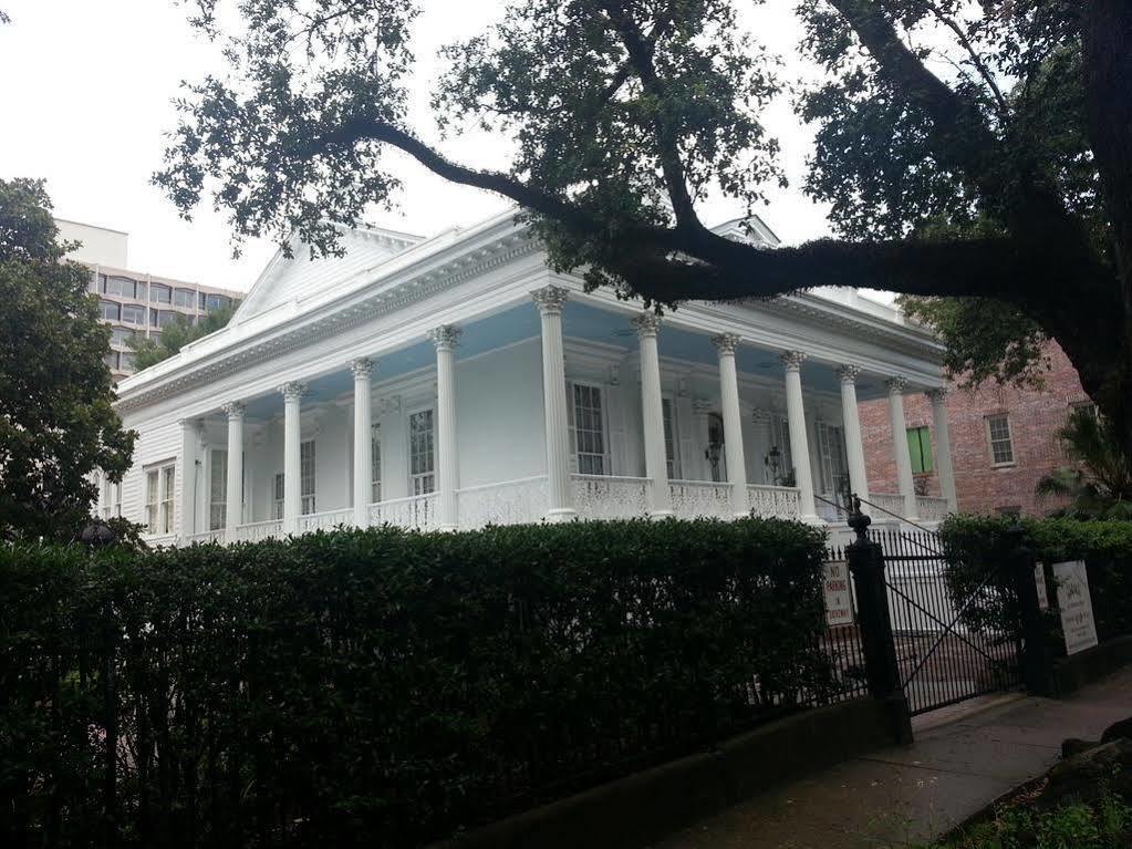 The Magnolia Mansion 4*