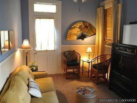 Five Continents Bed & Breakfast