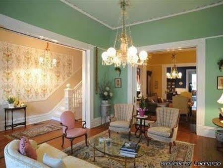 Five Continents Bed & Breakfast