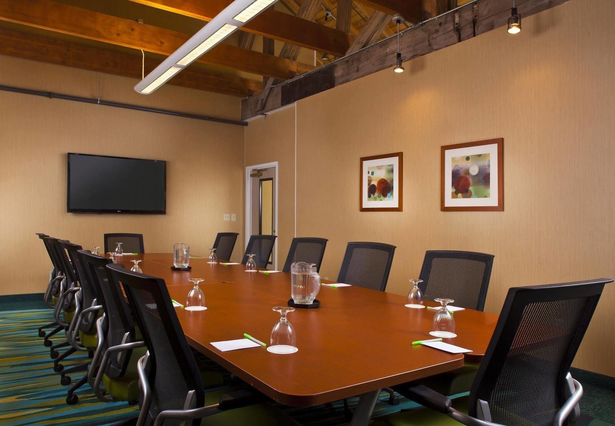 Hotel Springhill By Marriott Warehouse Arts District 3*