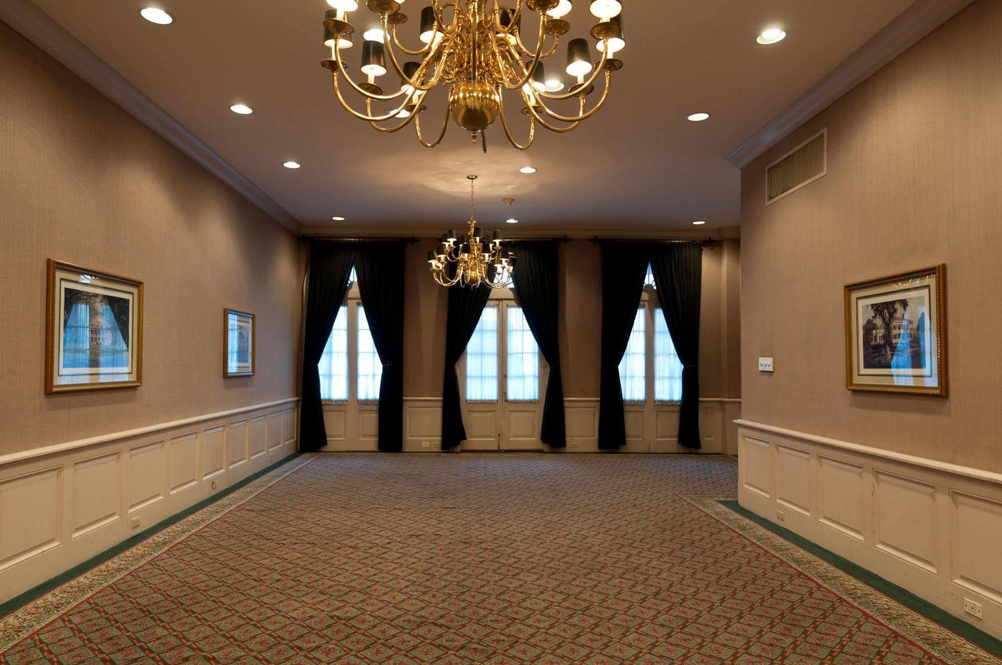St. Marie Hotel
