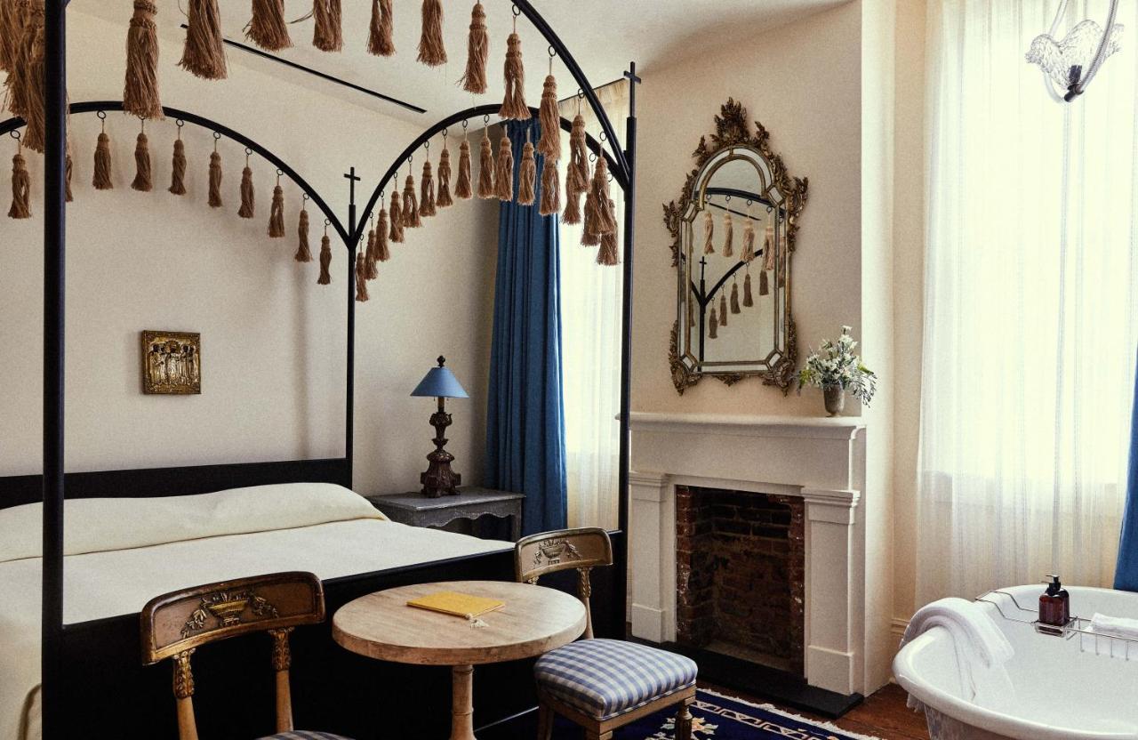 Peter And Paul, An Ash Hotel New Orleans