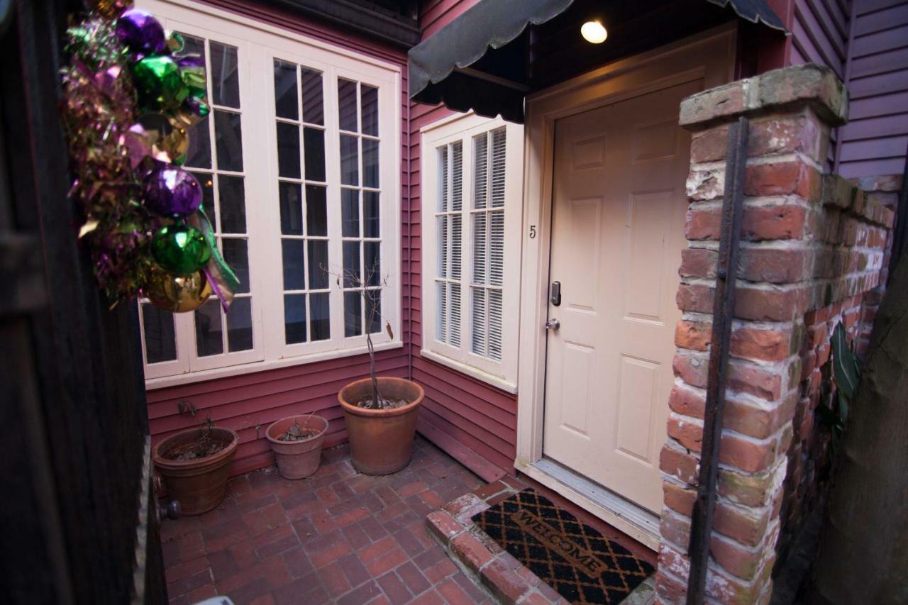 The Courtyards French Quarter