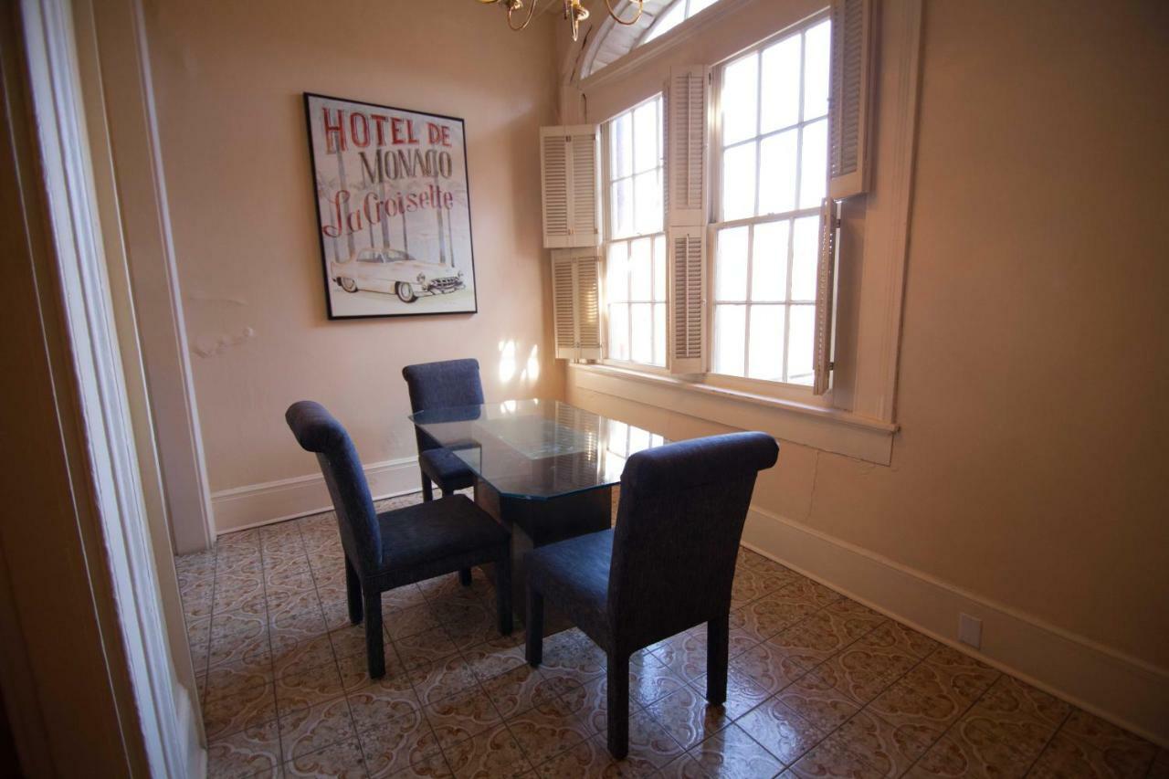 The Courtyards French Quarter Guest house