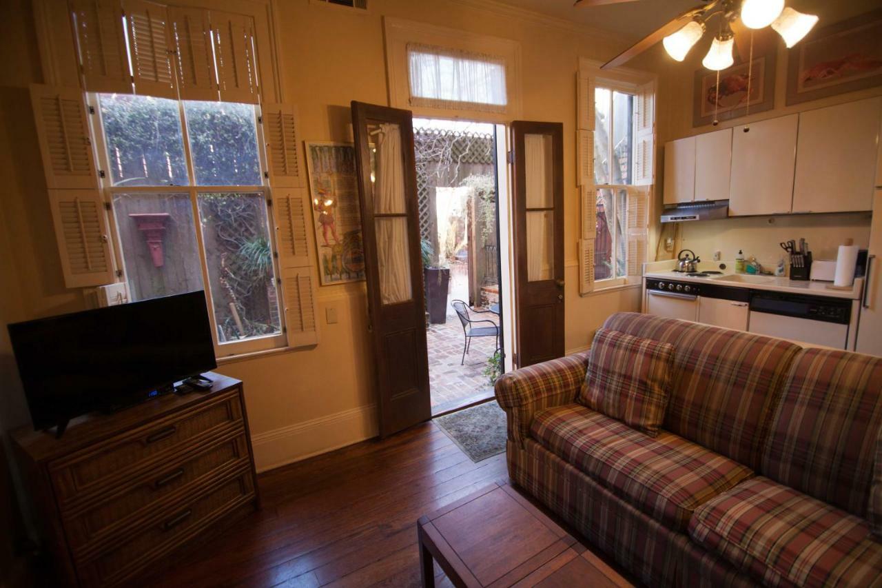 The Courtyards French Quarter Guest house