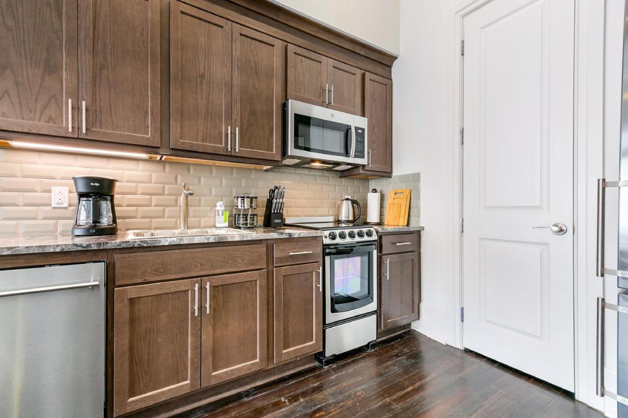 1 And 2 Bedroom Private Steps Away From French Quarter 5*