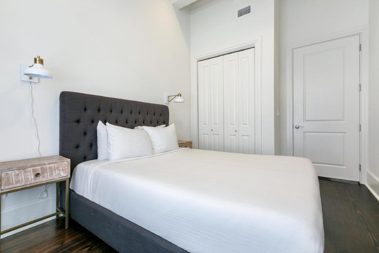 1 And 2 Bedroom Private Steps Away From French Quarter 5*