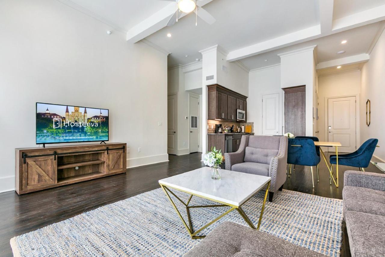 1 And 2 Bedroom Private Steps Away From French Quarter Aparthotel