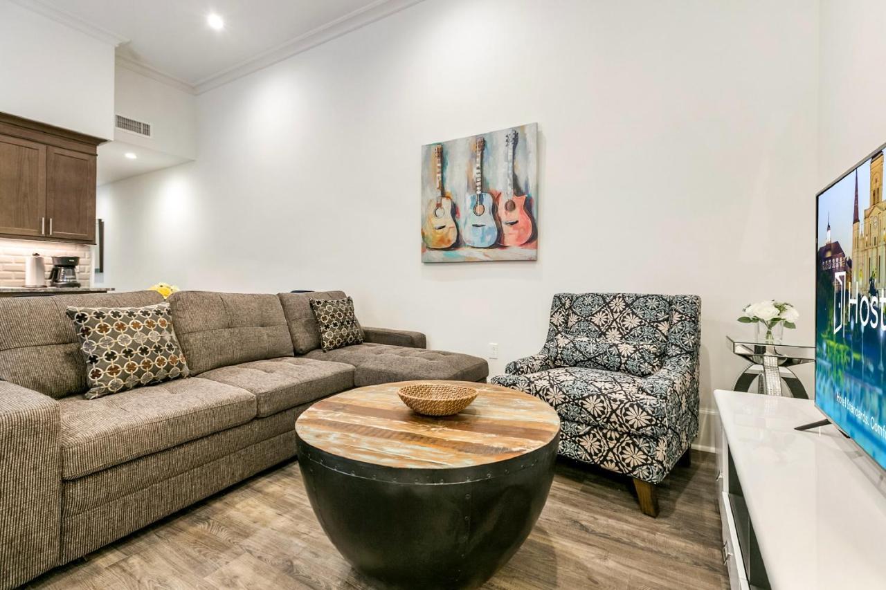 1 And 2 Bedroom Private Steps Away From French Quarter New Orleans
