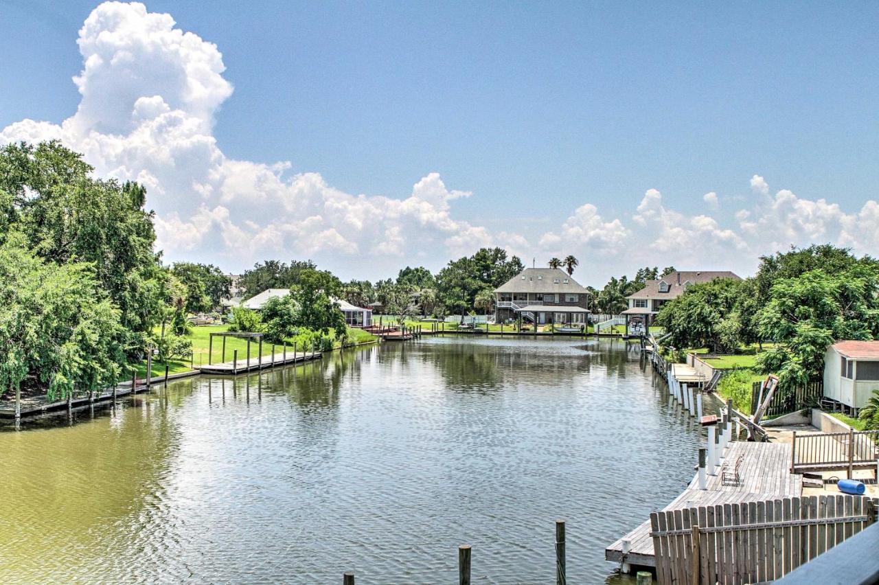 Villa Waterfront 23 Miles To Downtown New Orleans